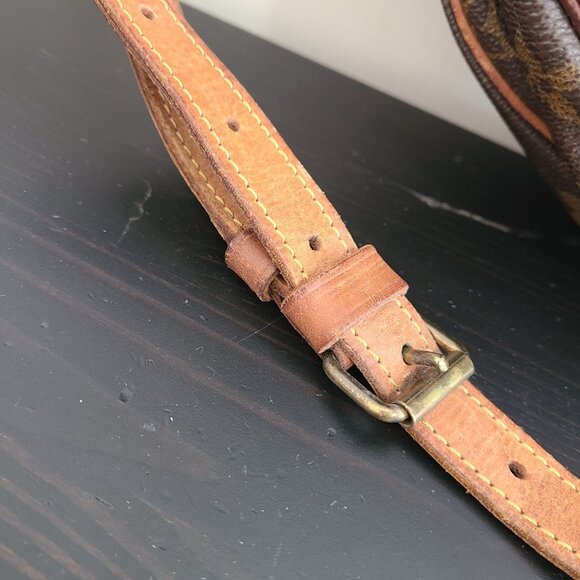 Louis Vuitton Saumur Shoulder Bag Brown Monogram Messenger Purse Authentic - Picture 11 of 16